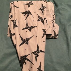 LuLaRoe Origami Crane Leggings TC